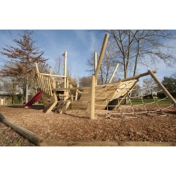 Aire de jeux avec paillage